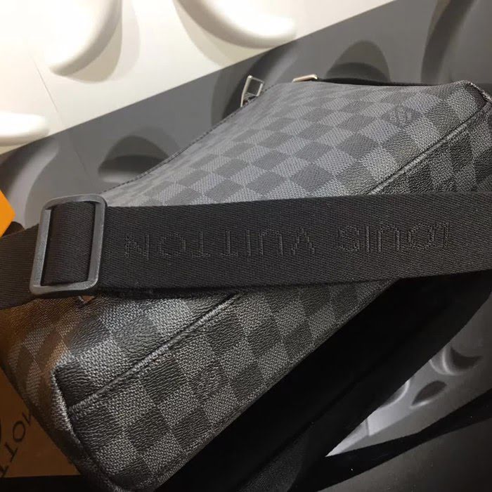 路易威登LV頂級原單N41211 Mick 小號手袋 Damier Graphite 帆布搭配黑色牛皮 YDH1194